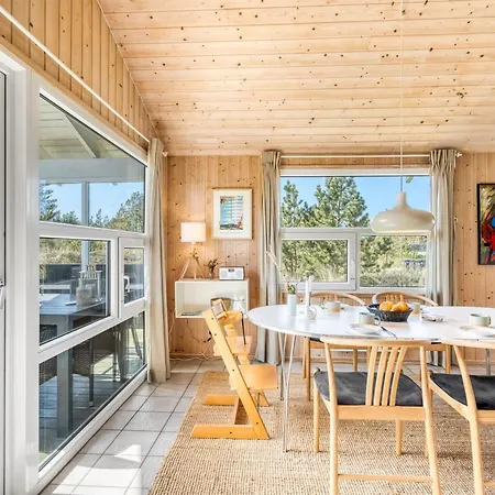 Elisenda - 1km From The Sea By Interhome Semesterbostad
